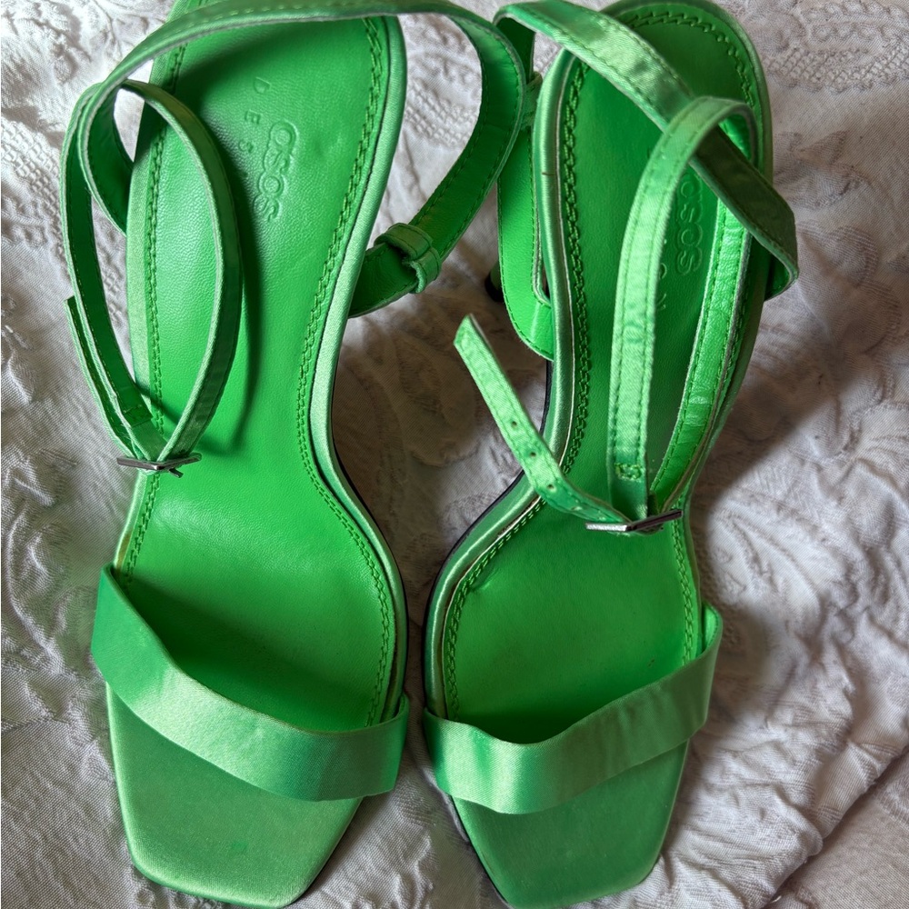 ASOS ASOS DESIGN Green Satin Square Toe Heels - Size [5]